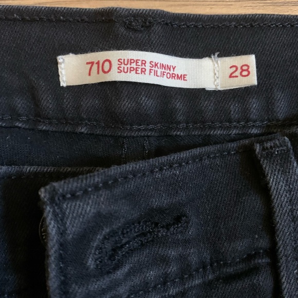 Levi’s super skinny black jeans size 28 - Picture 4 of 4